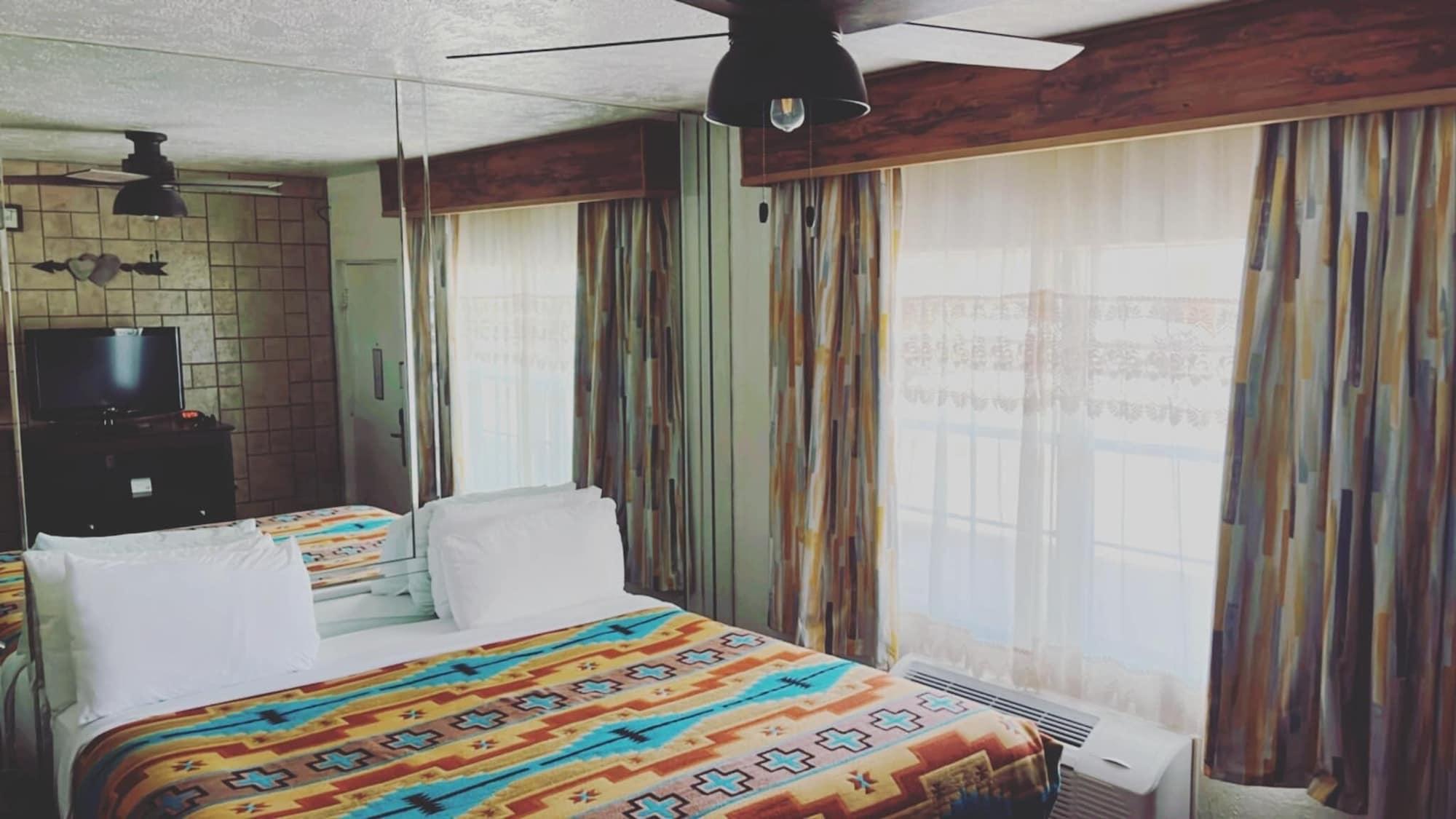 The Classic Desert Aire Hotel อลาโมกอร์โด ภายนอก รูปภาพ